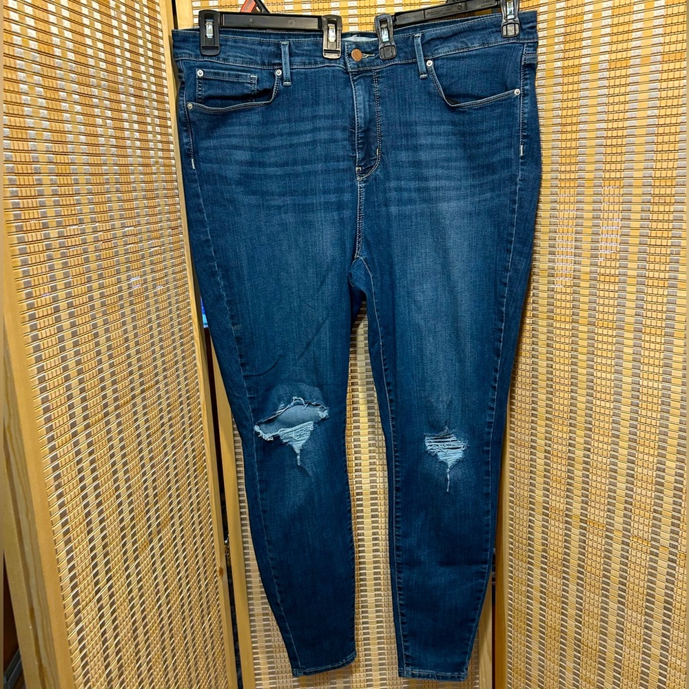 Levi’s Shaping High Rise Super Skinny Jeans